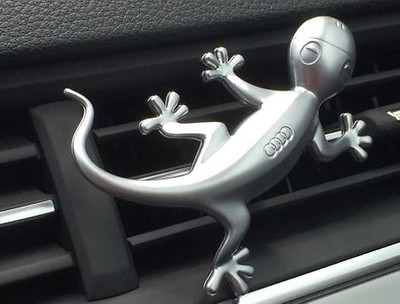 Designgecko in Aluminiumoptik